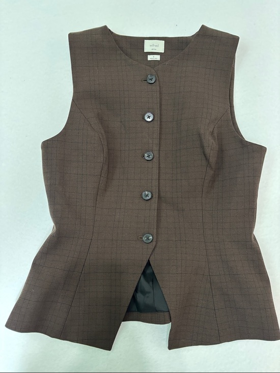 Aritzia Jackets & Blazers - Aritzia Brown Plaid Tailored Sleeveless Vest